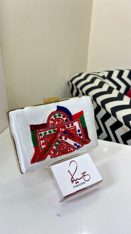 Balochi Clutch